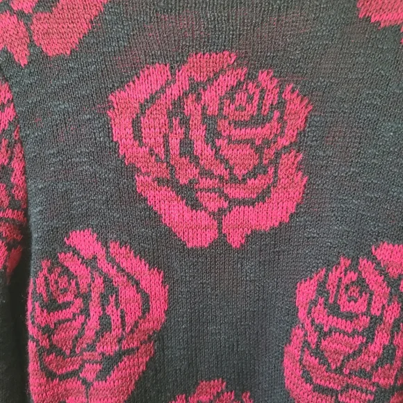 Rose Print Open Front Knit Cardigan Size Medium - Picture 3 of 8
